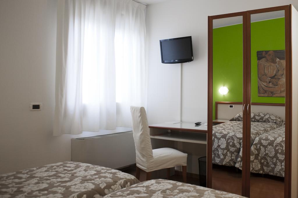 Albergo Da Carlo Vittorio Veneto Habitación foto